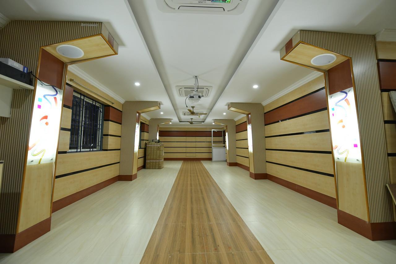 Hotel Apple Park Inn Tiruchirappalli Pokoj fotografie